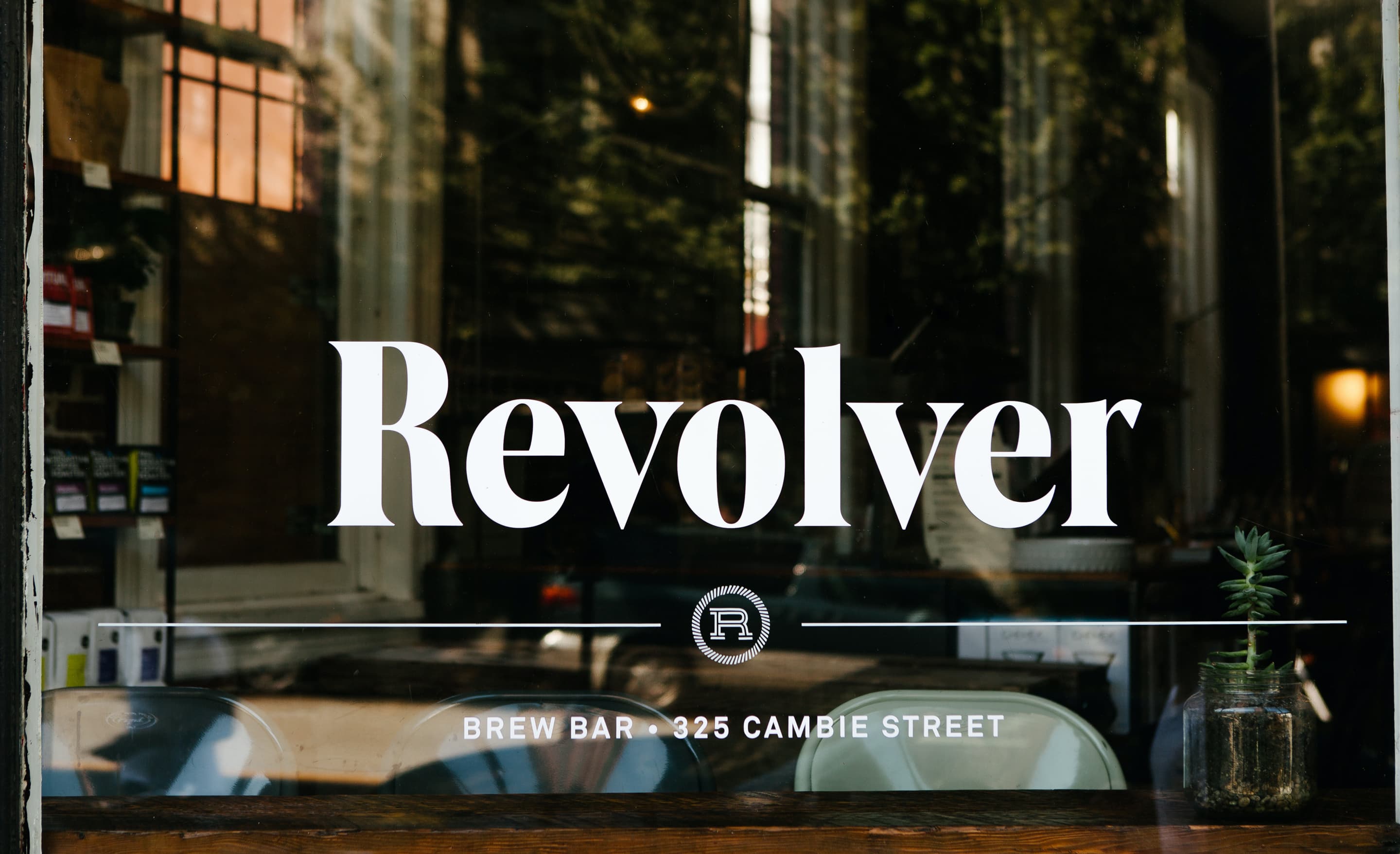 Revolver window