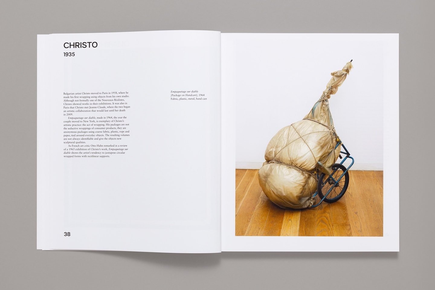 Sonnabend exhibition catalogue